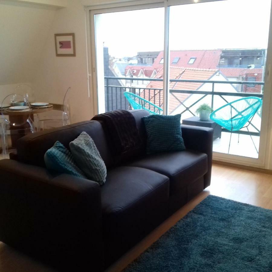 Balcon Avec Vue Panoramique De La Mer, Le Village Et La Campagne - Parking Prive 위머로우 외부 사진